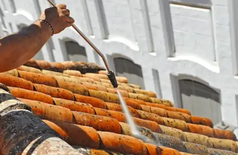 Nettoyage de toitures - Escaudain